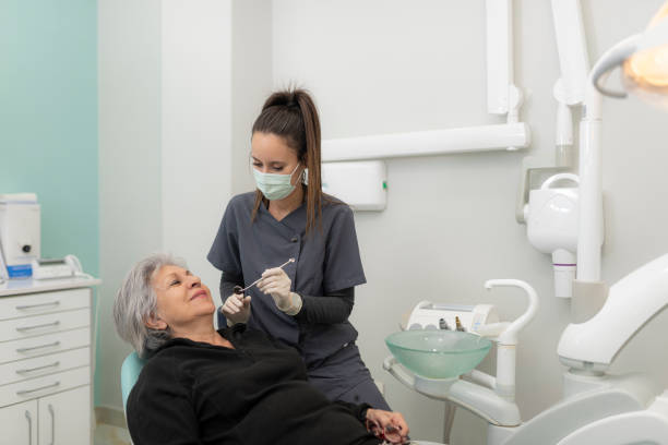 Best Emergency Root Canal Treatment in Bayside Gardens, OR